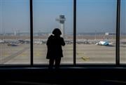 Παγκόσμιος συναγερμός: Οι αεροπορικές εταιρείες κόβουν 2 εκατ. θέσεις - Τα πρώτα δελτία στα καύσιμα
