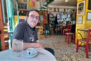 «Μια Ελλάδα που πεθαίνει μπροστά στα μάτια μας»: Το τέλος της «Μουριάς» έγινε θέμα στον Guardian