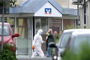 Ληστεία α λα Casa de Papel στην τράπεζα της Γερμανίας - Κλείδωσαν κόσμο στο θησαυροφυλάκιο και εξαφανίστηκαν