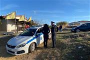 «Δεν είχαμε λεφτά για κηδεία»: Συνελήφθησαν τα αδέλφια που έθαψαν τη μητέρα τους σε χωράφι - Τι είπαν
