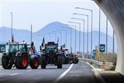 «Δεν υπάρχει άλλη επιλογή»: Επιμένουν οι αγρότες σε κινητοποιήσεις και μετά τις γιορτές
