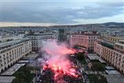 «Κάηκε» η Αριστοτέλους στις 19:26 για τον... αιώνιο ΠΑΟΚ! Λαοθάλασσα στο κέντρο της Θεσσαλονίκης