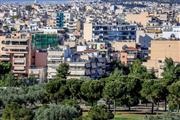 Πολυκατοικίες: Οροφοδιαμερίσματα... στα δύο και ασυνέπεια τέλος - Τι αλλάζει με το νέο νομοσχέδιο