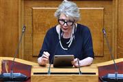 Έλενα Ακρίτα: Ένα ευρύτερο θεσμικό ερώτημα πίσω από την άρνηση της ΝΔ