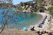 Στο Καστράκι της Ασίνης: αρχαιότητες, μνήμες πολέμου και βουτιές στον Αργολικό