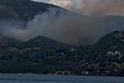Φωτιά τώρα στο Λουτράκι: Μεγάλη κινητοποίηση με δεκάδες πυροσβέστες - Μήνυμα του 112