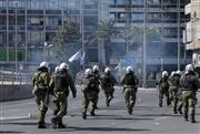 Άνδρας των ΜΑΤ έριξε κρότου λάμψης μέσα στο μετρό Ομόνοιας - Διατάχθηκε ΕΔΕ