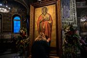 Ιερείς με καραμπίνες; Ποιος είναι ο βουλευτής της ΝΔ που ζητά να έχουν όπλα οι κληρικοί