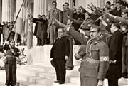 Γιατί χαίρεται ο κόσμος και χαμογελάει πατέρα; - Έχουμε δικτατορία ανόητε…