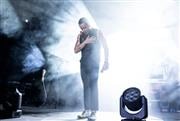 Γιώργος Μαζωνάκης: «Όσο ζω, Μαζώ» - Μια ζωή έξω από τα καλούπια
