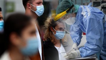 κορονοϊός μεταλλάξεις